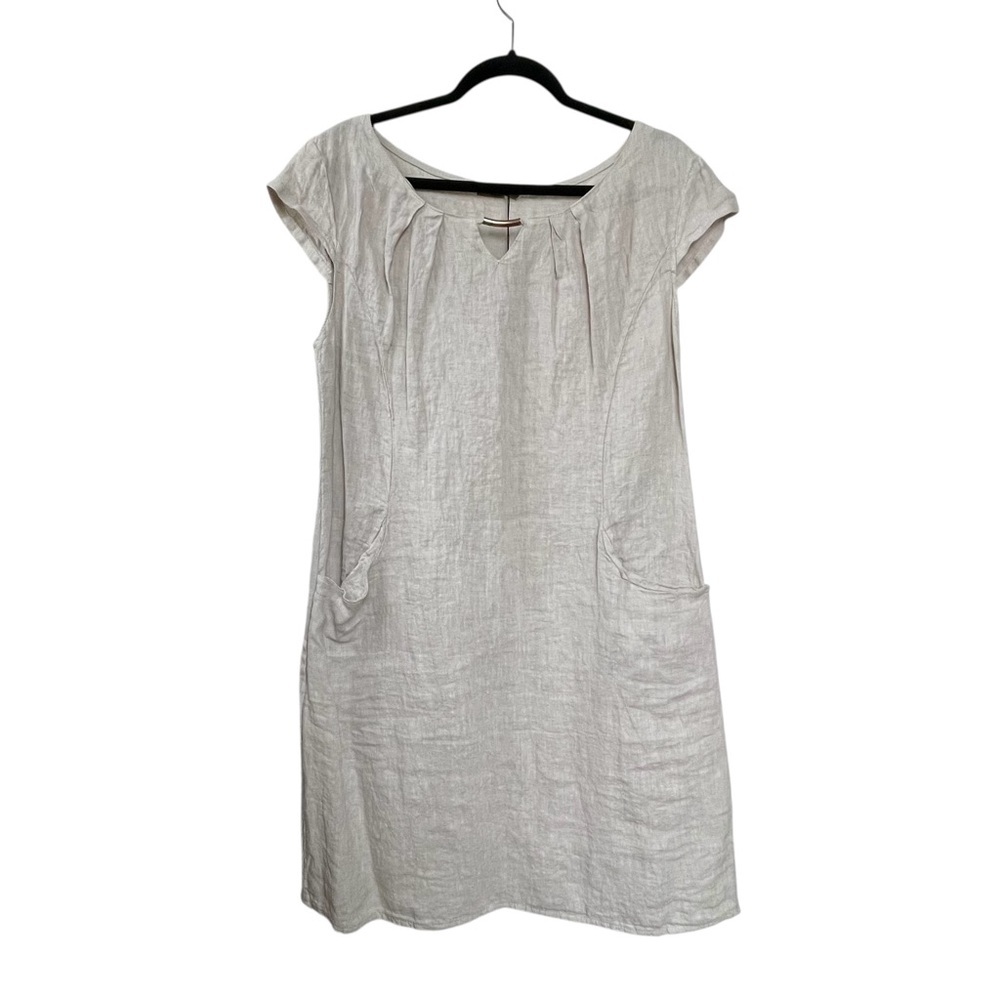 BEYOND CAPRI Linen Short Sleeve Mini Dress
Keyhole Neck Tan M